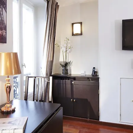 Apartment Great Heart Marais Paris